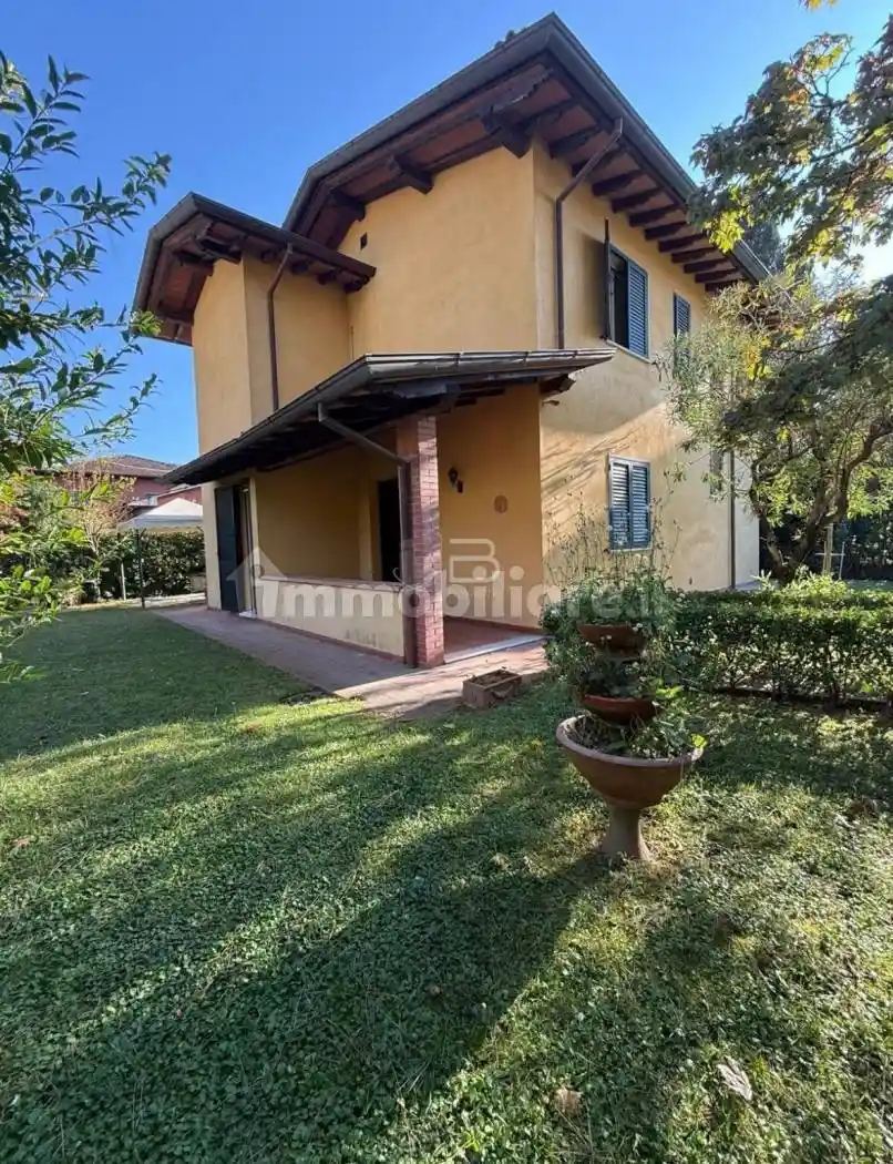 Villa in vendita a Forte dei Marmi