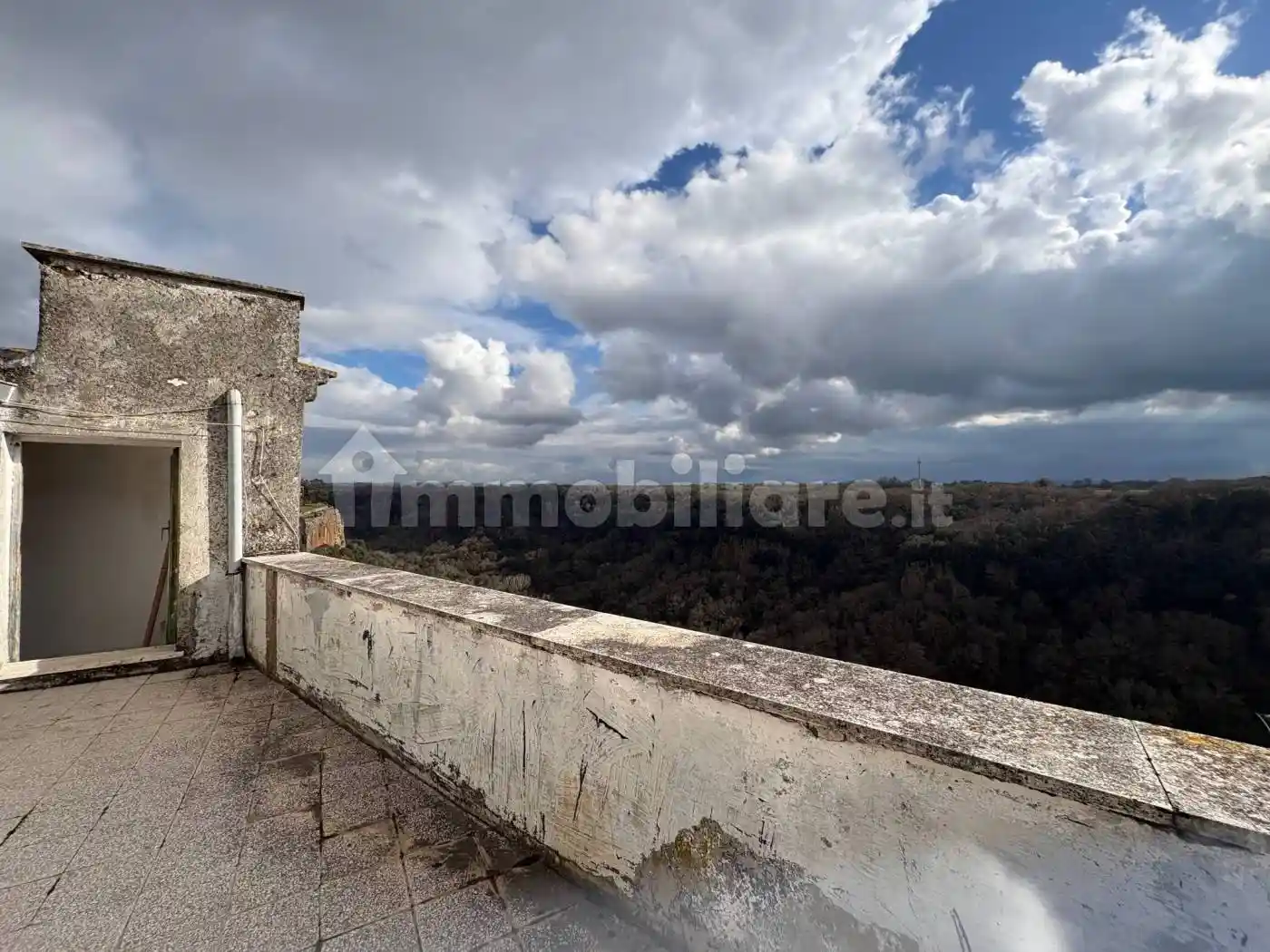 Appartamento in vendita a Castel Sant'Elia