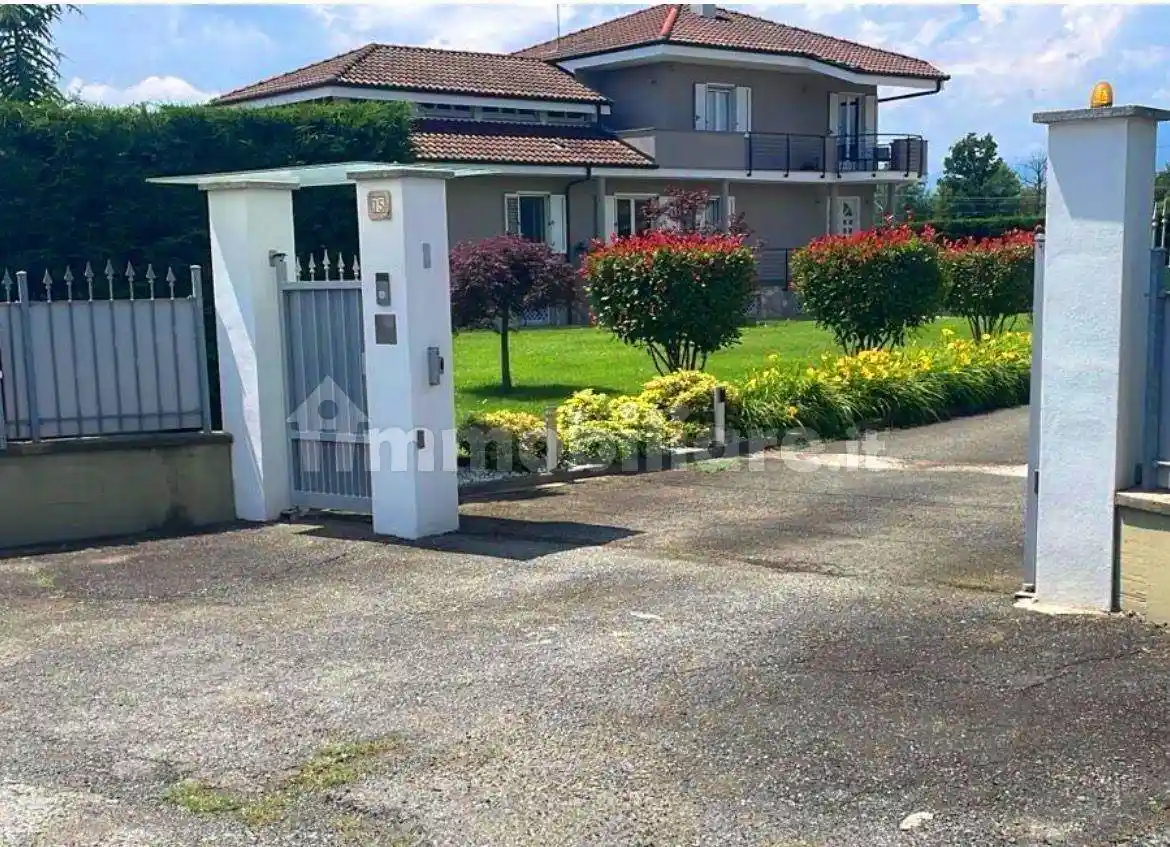 Villa in vendita a Front