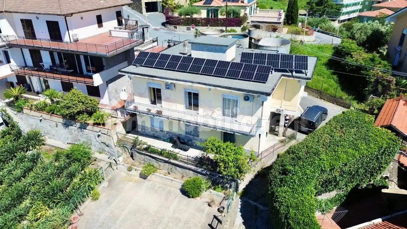 Villa in vendita a Santo Stefano al Mare