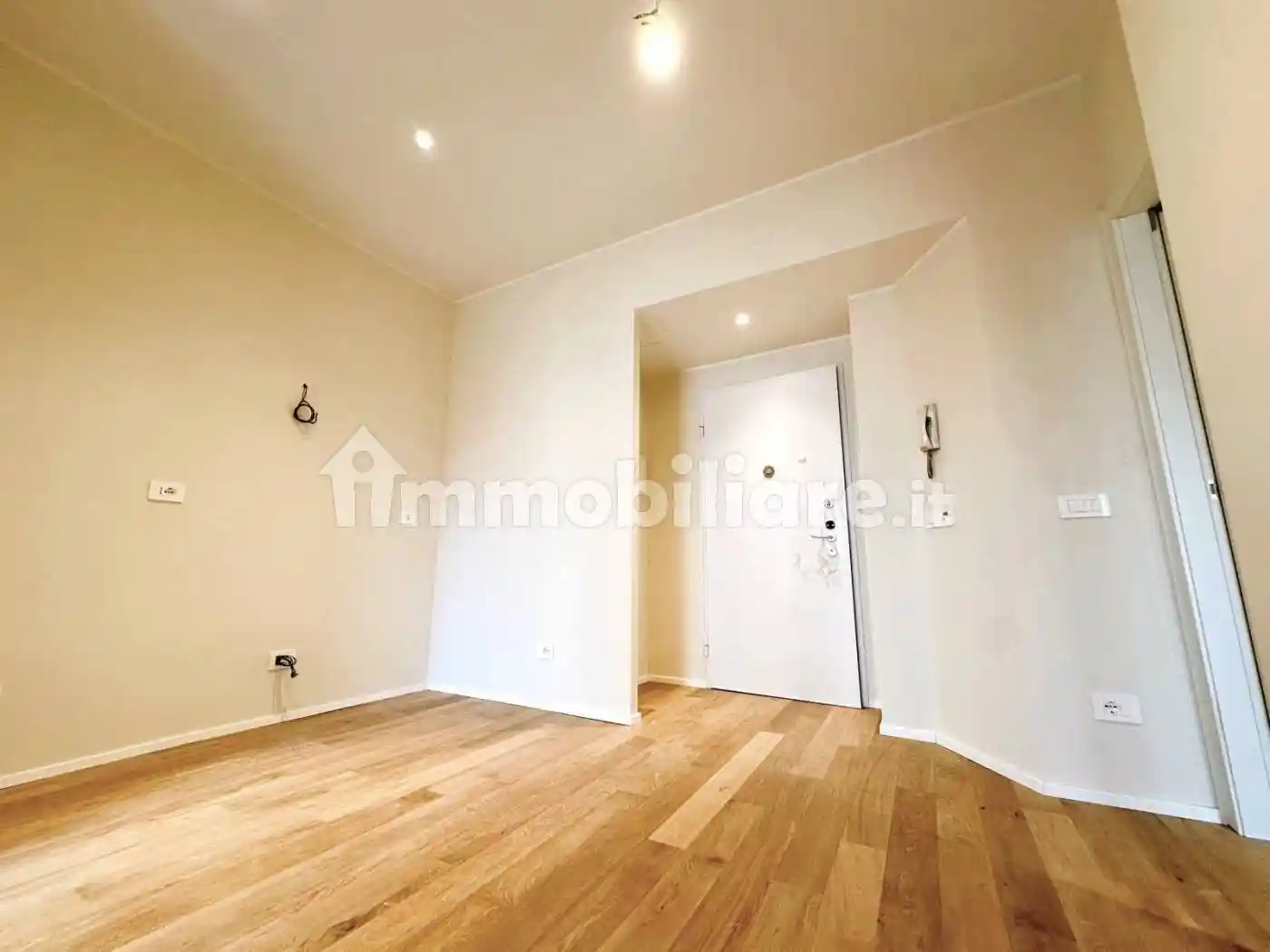 Appartamento in vendita a Monza