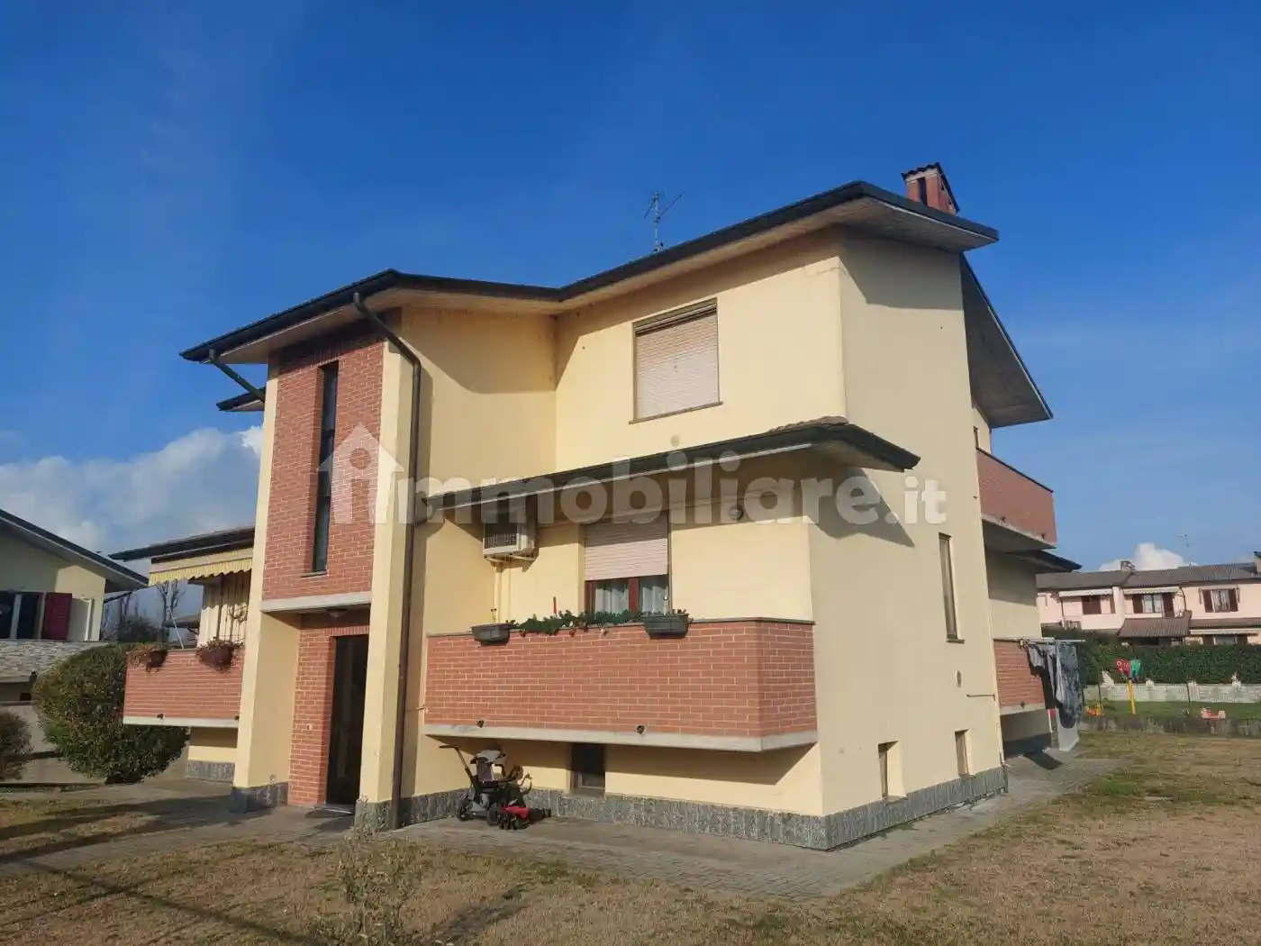 Appartamento in vendita a Castiraga Vidardo