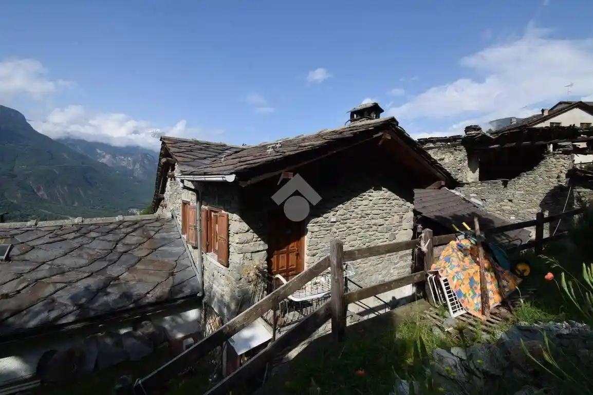 Casa indipendente in vendita a Saint-Denis