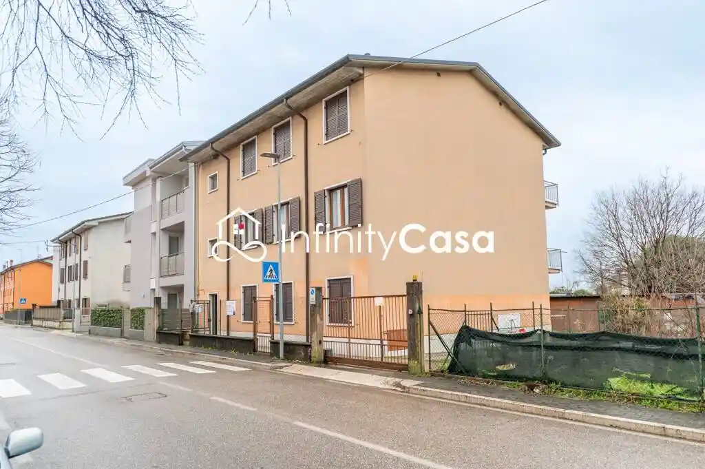 Appartamento in vendita a Sommacampagna