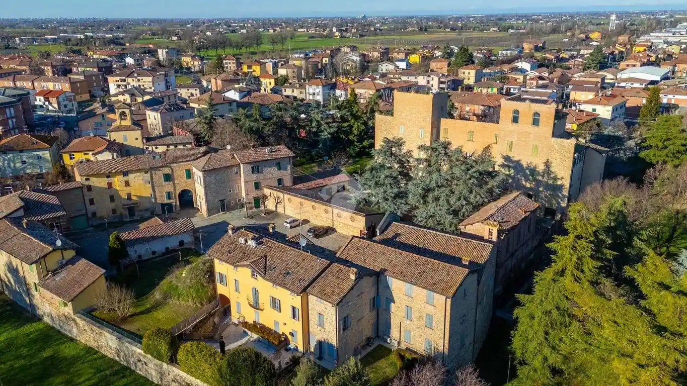 Rustico - Casale in vendita a Scandiano