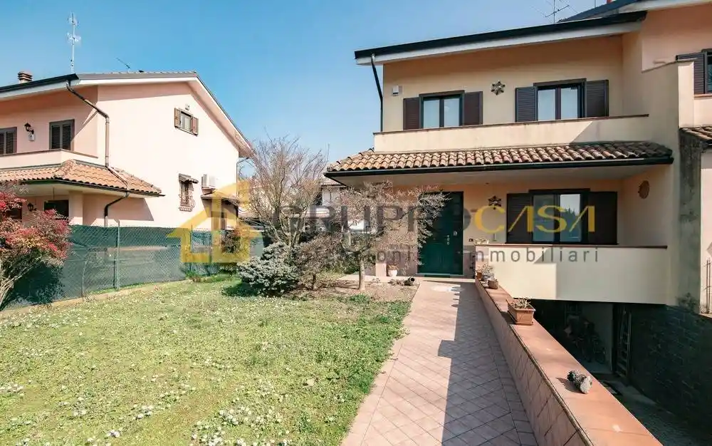 Villa in vendita a Inzago