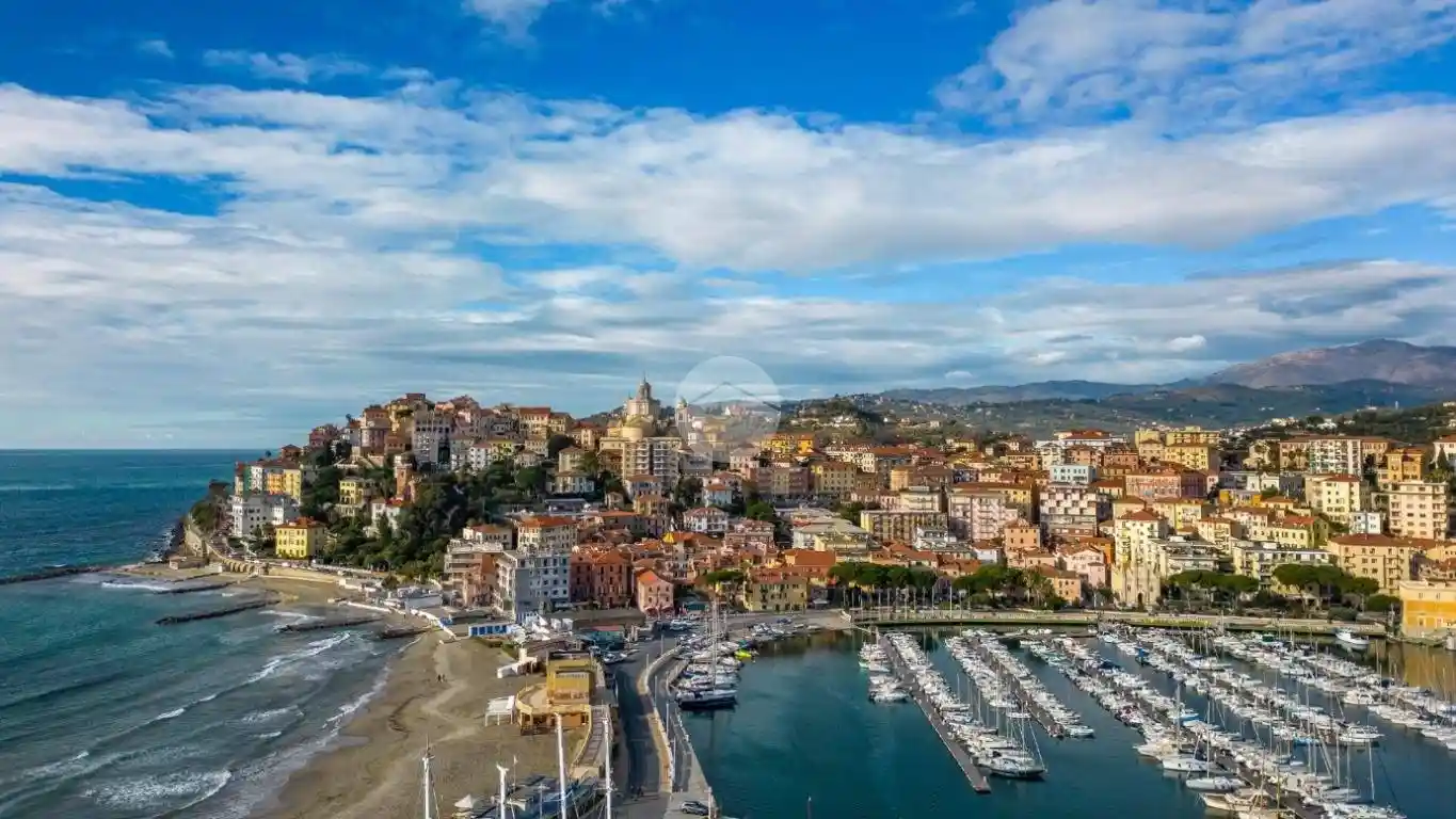 Appartamento in vendita a Imperia