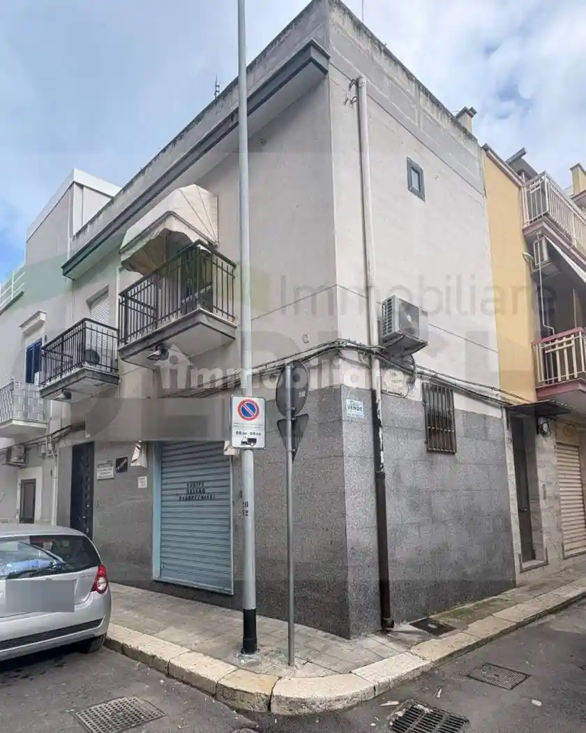 Palazzo - Edificio in vendita a Barletta