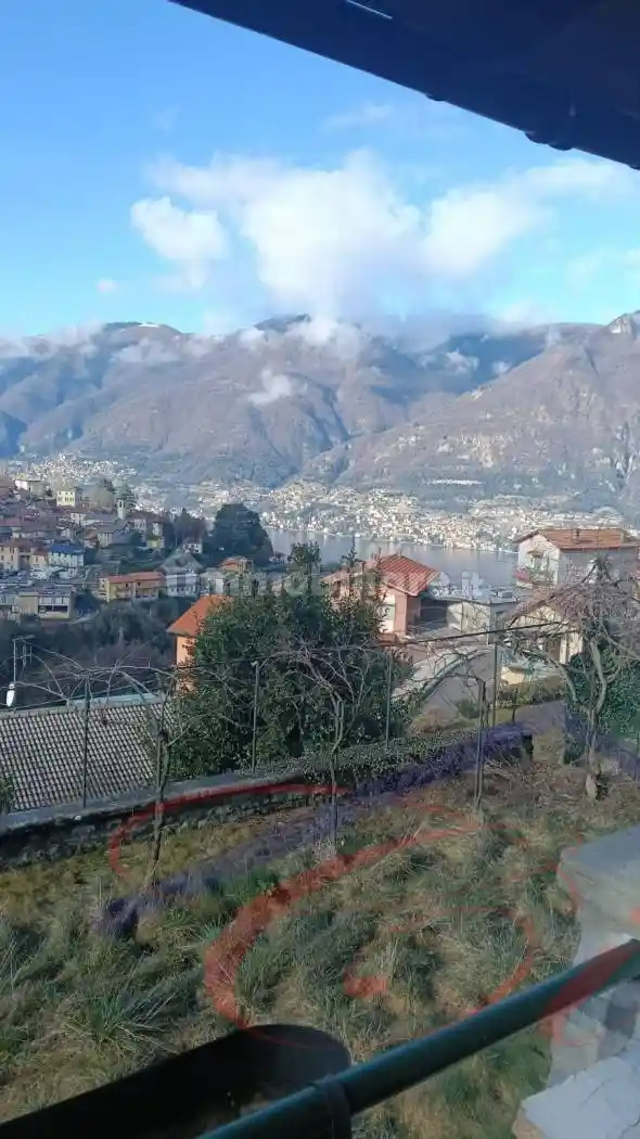Casa indipendente in vendita a Faggeto Lario