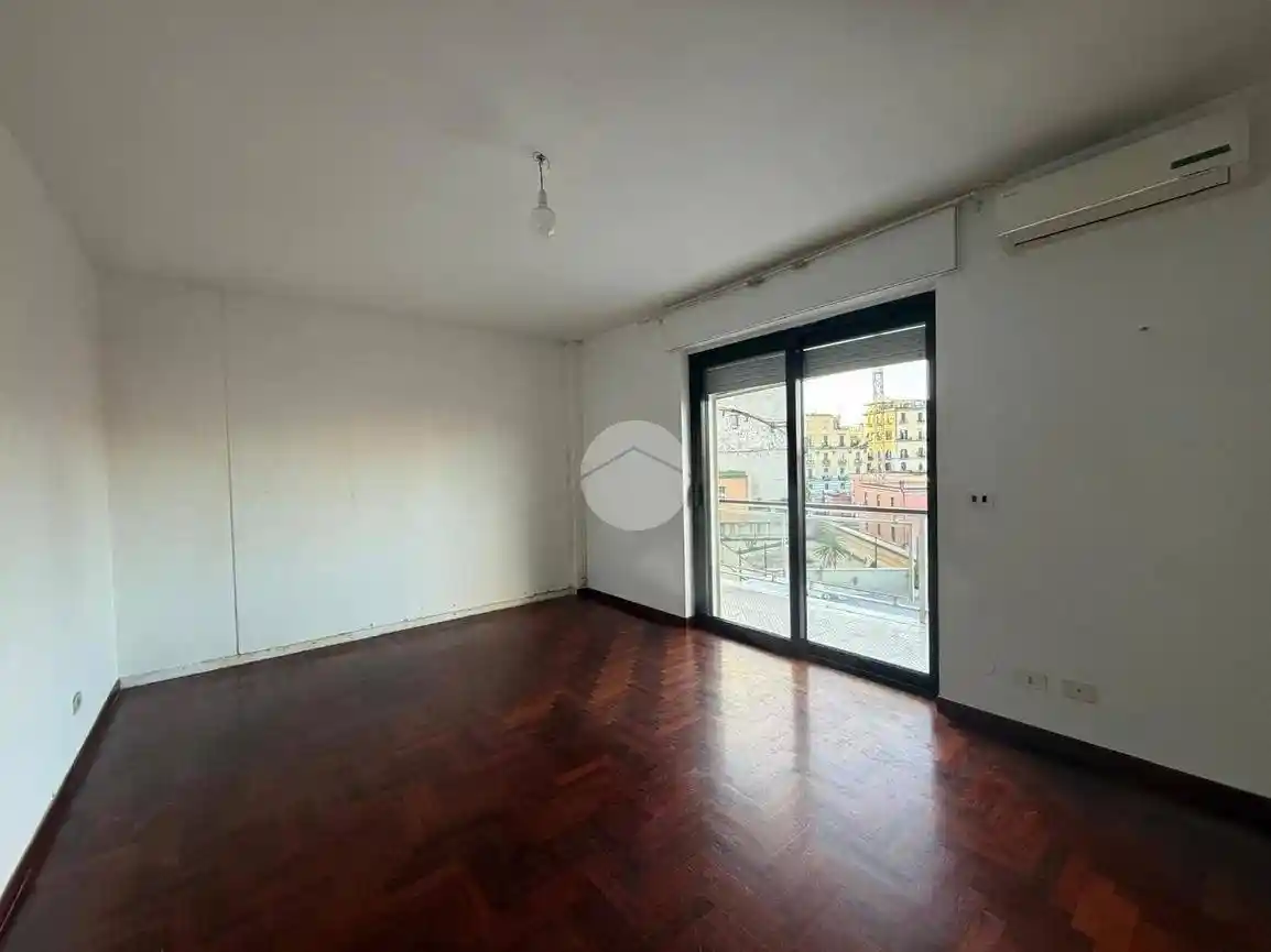 Appartamento in affitto a Napoli