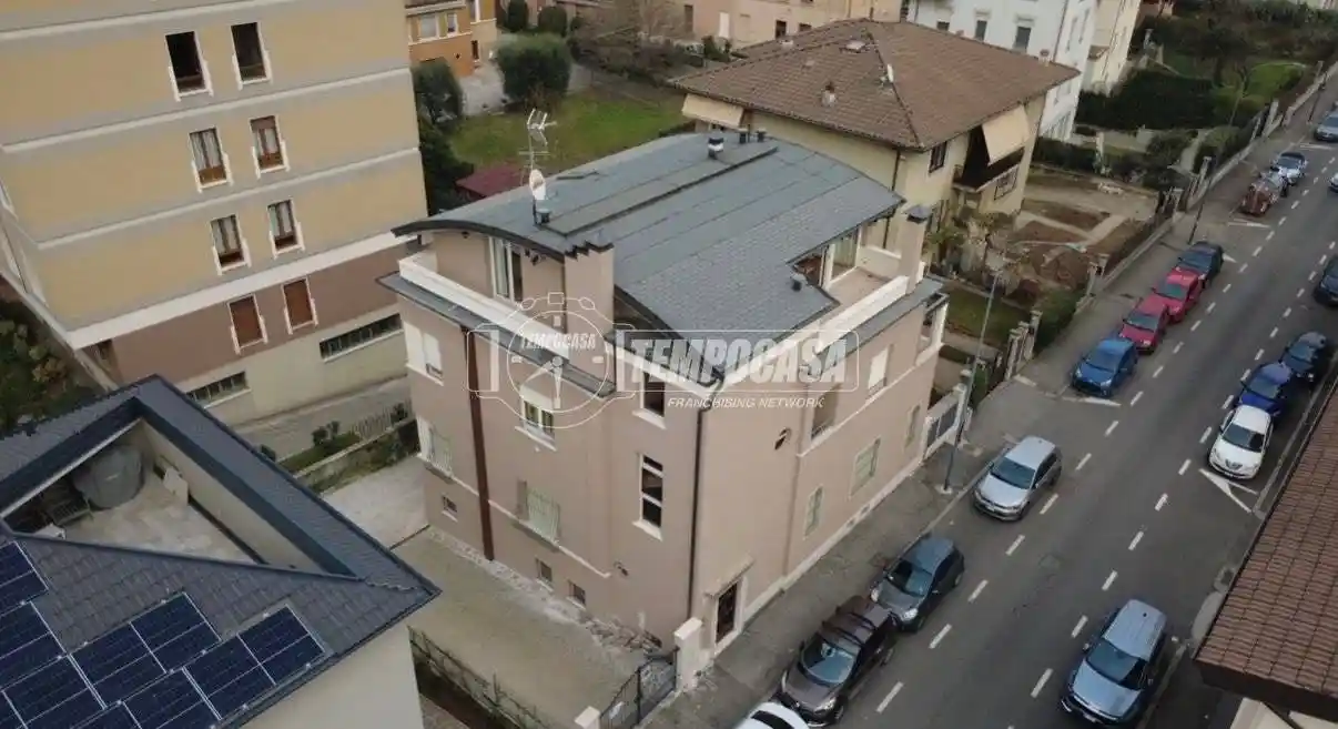 Appartamento in vendita a Brescia