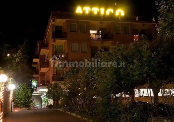 Palazzo - Edificio in vendita a Chianciano Terme