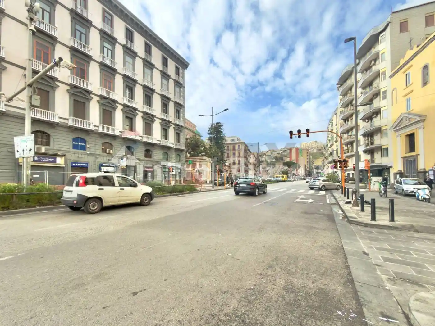 Appartamento in vendita a Napoli