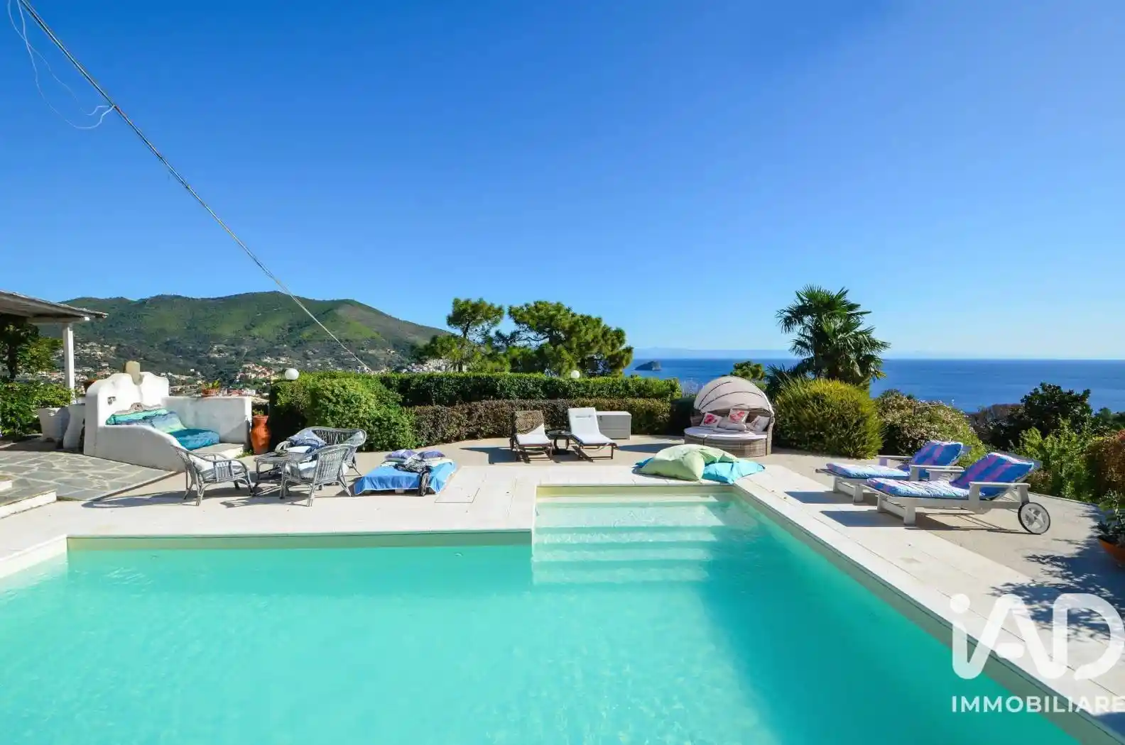 Villa in vendita a Noli