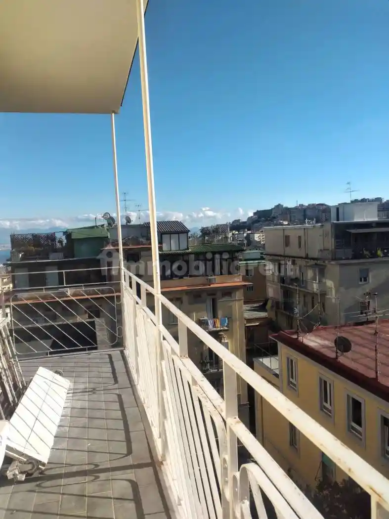 Appartamento in vendita a Napoli