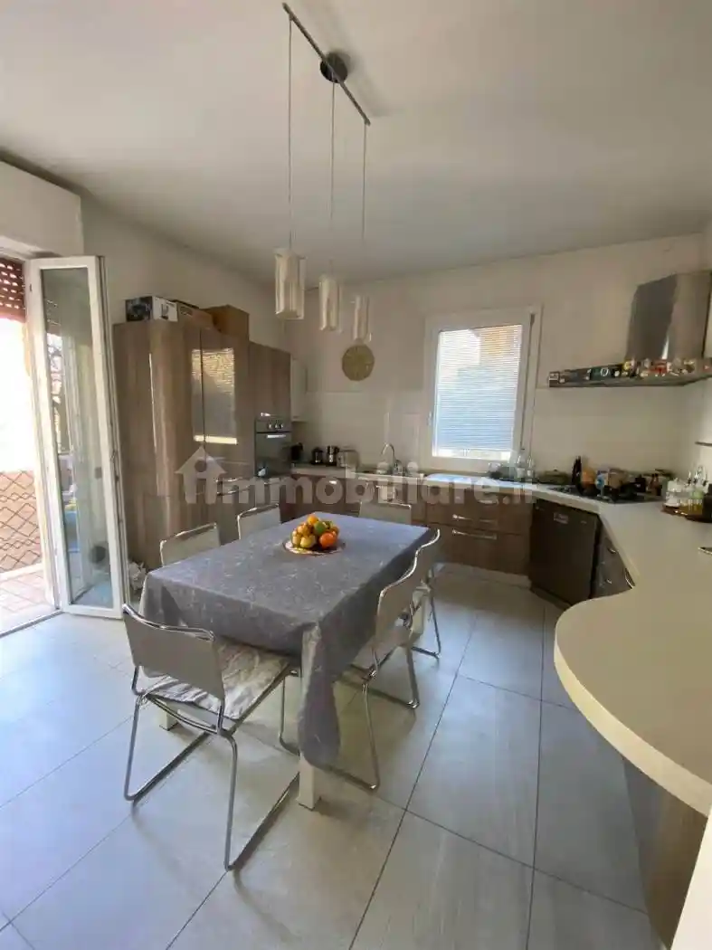 Appartamento in affitto a Modena