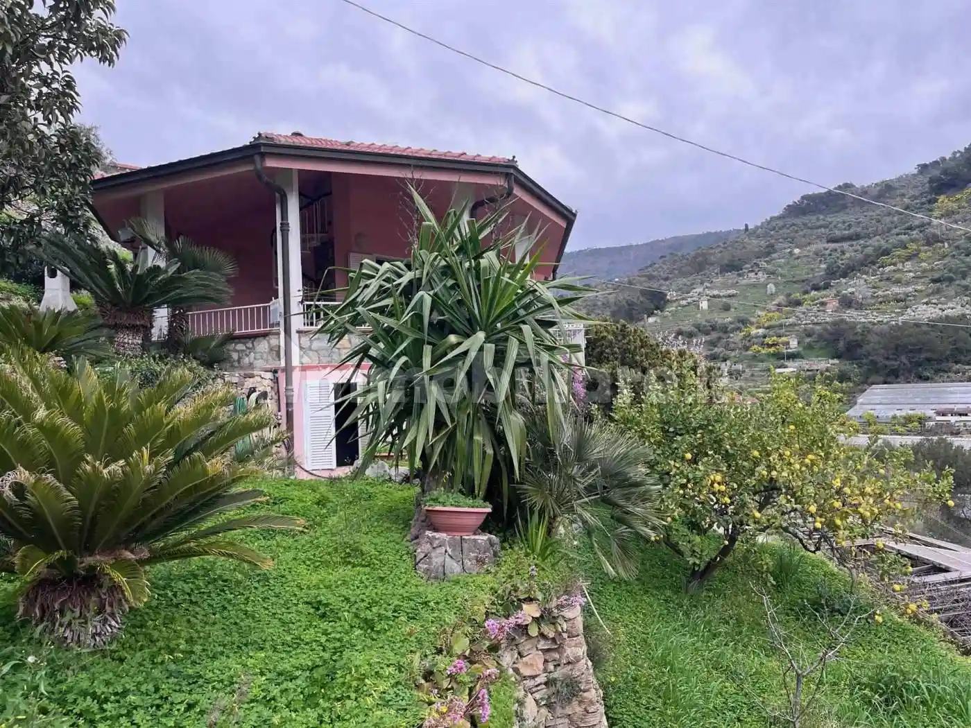 Villa in vendita a San Biagio della Cima