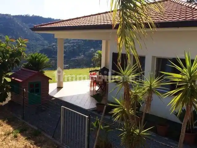 Villa in vendita a Camporosso