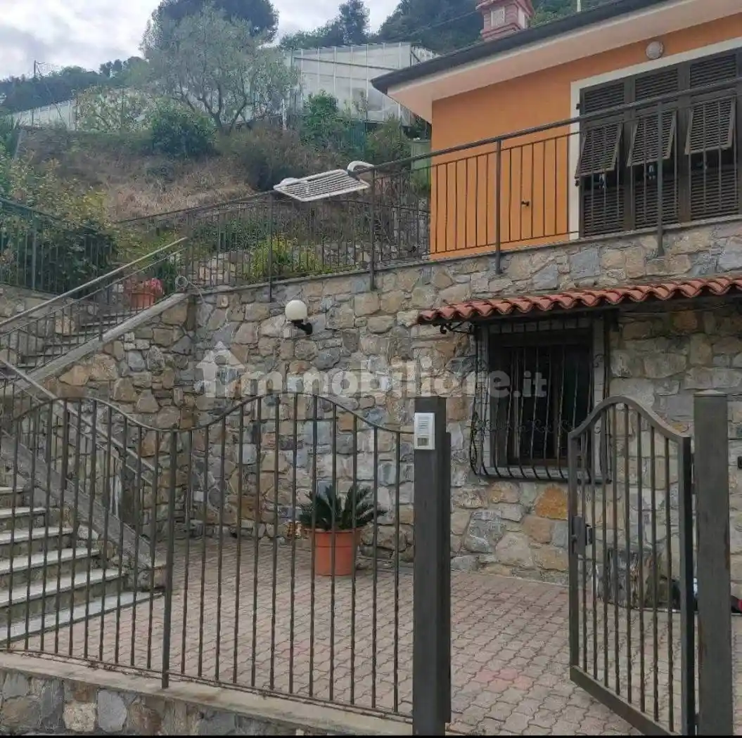 Villa in vendita a Camporosso