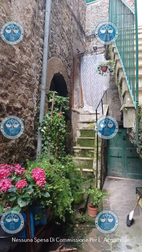 Appartamento in vendita a Poli