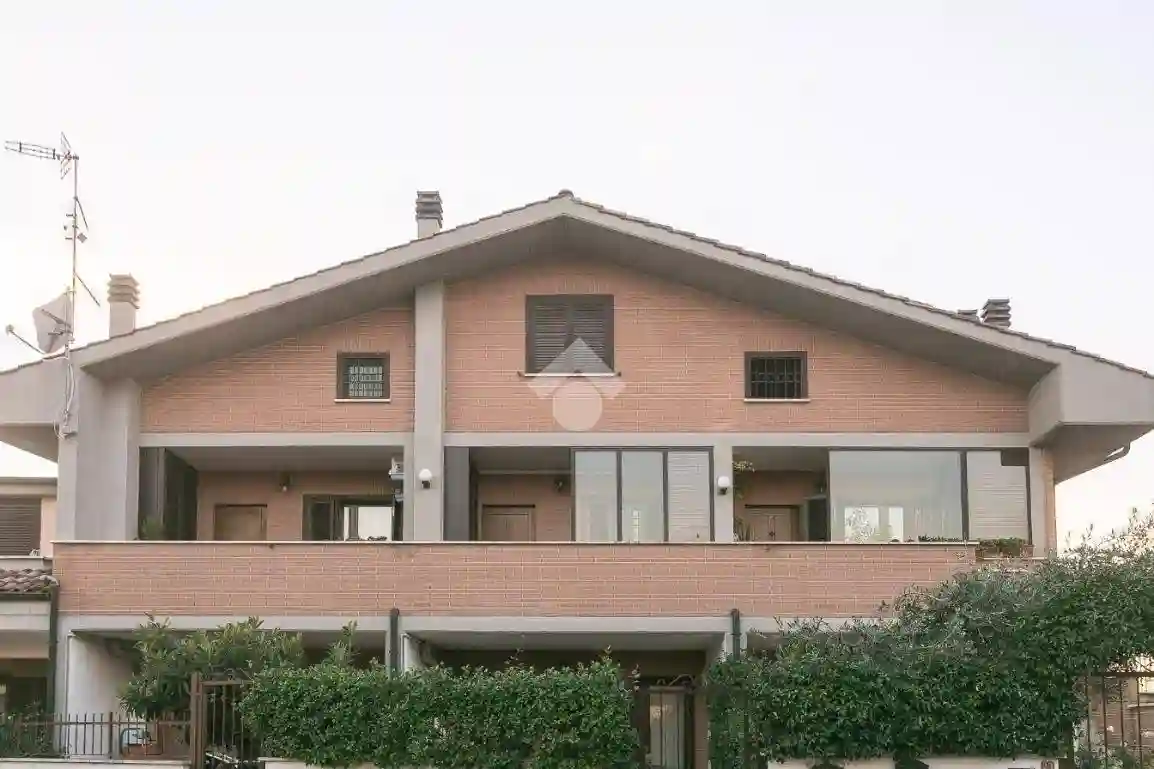 Villetta a schiera - foto 2