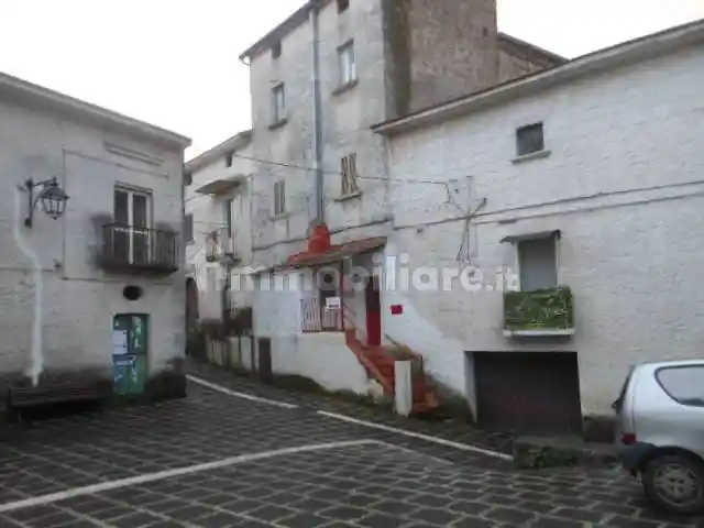Casa indipendente in vendita a Galluccio