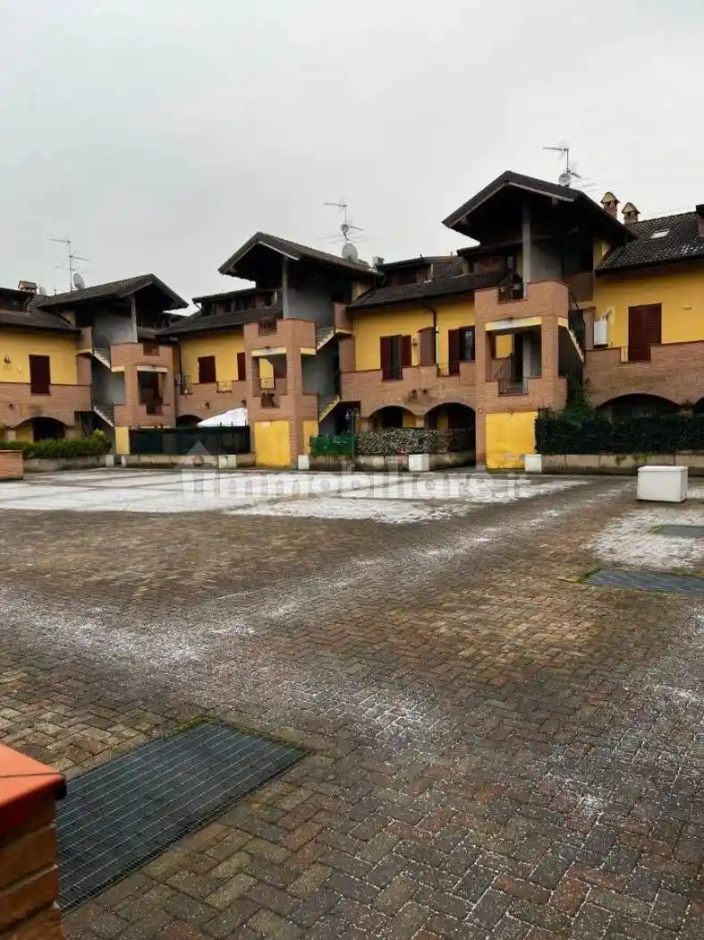 Appartamento in vendita a Vidigulfo