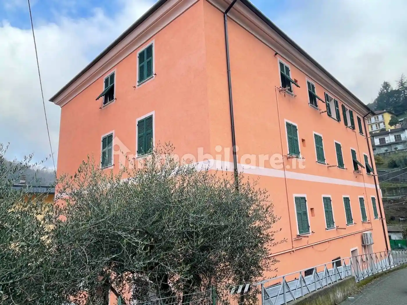 Appartamento in vendita a Serra Riccò