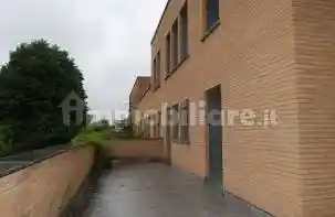 Palazzo - Stabile in vendita a Gavirate