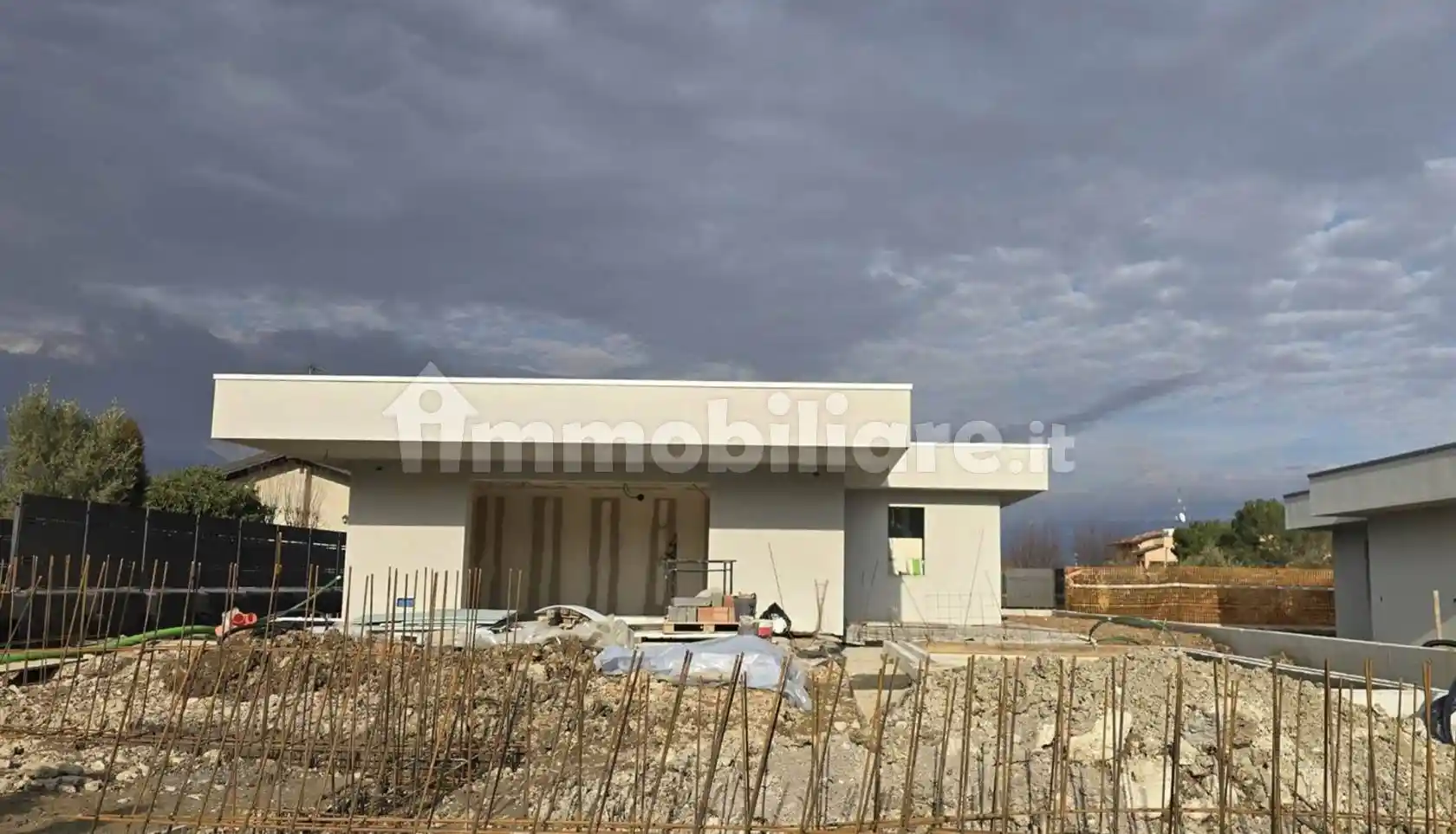 Villa in vendita a Manerba del Garda