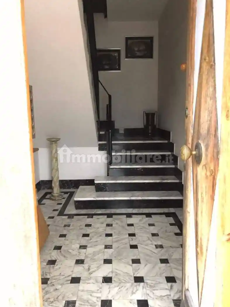 Appartamento in vendita a Massa