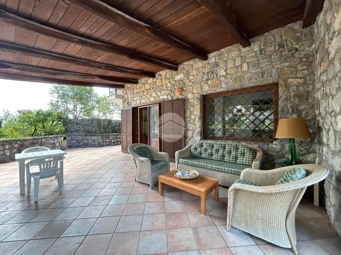 Villa in vendita a Santa Marina