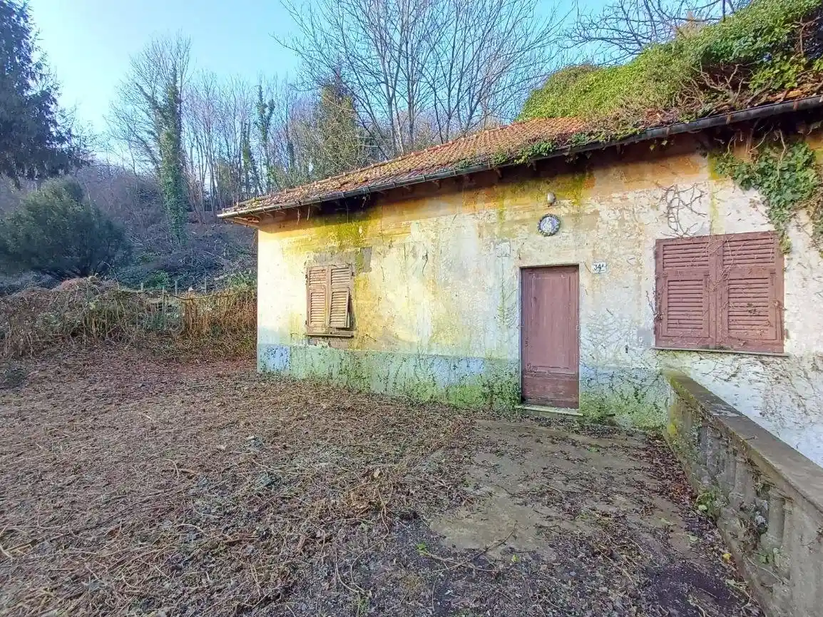 Casa indipendente in vendita a Savignone