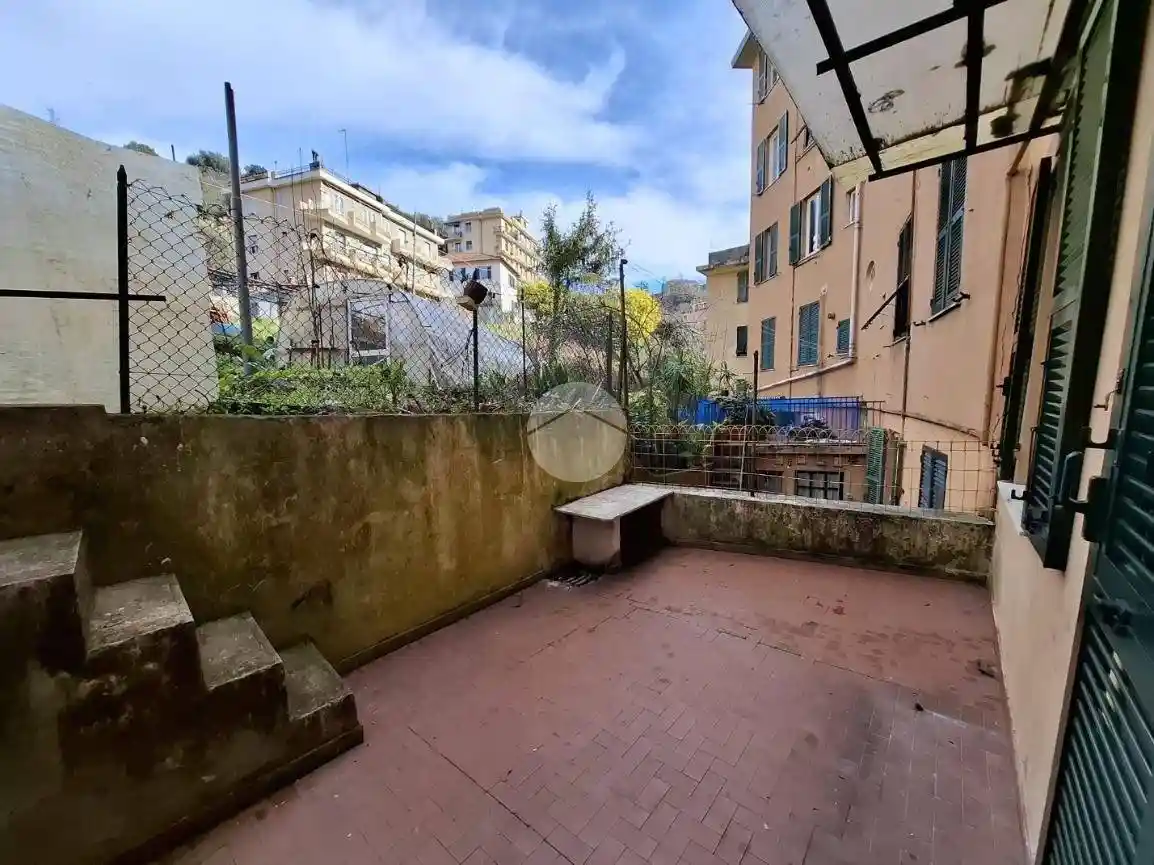 Appartamento in vendita a Genova