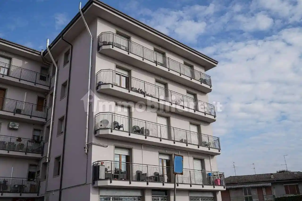 Appartamento in vendita a Brembate
