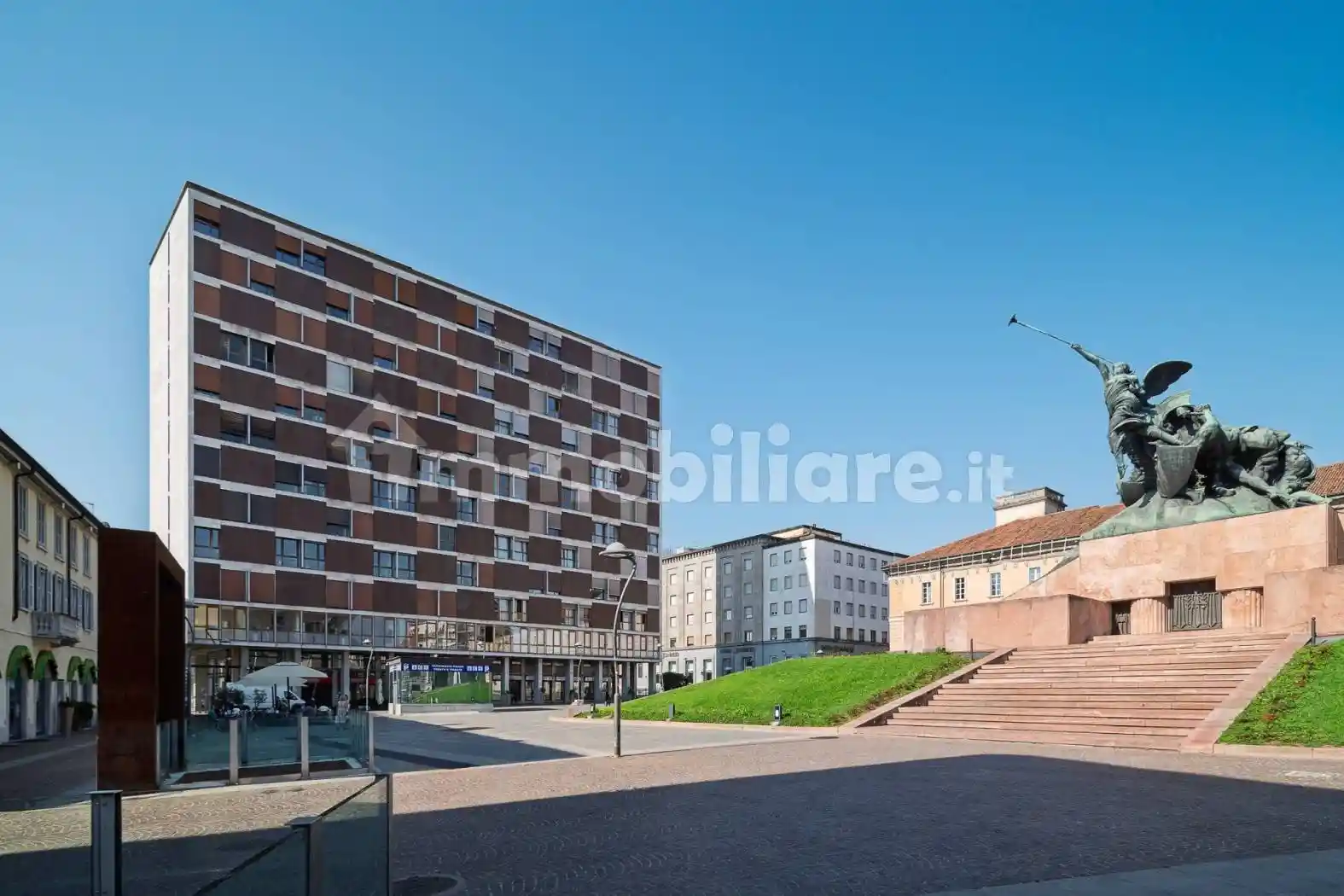 Attico - Mansarda in affitto a Monza