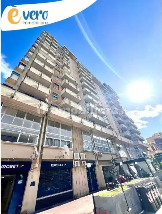 Appartamento in vendita a Palermo
