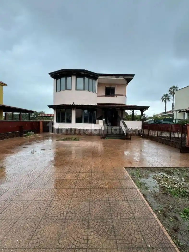 Villa in affitto a Giugliano in Campania
