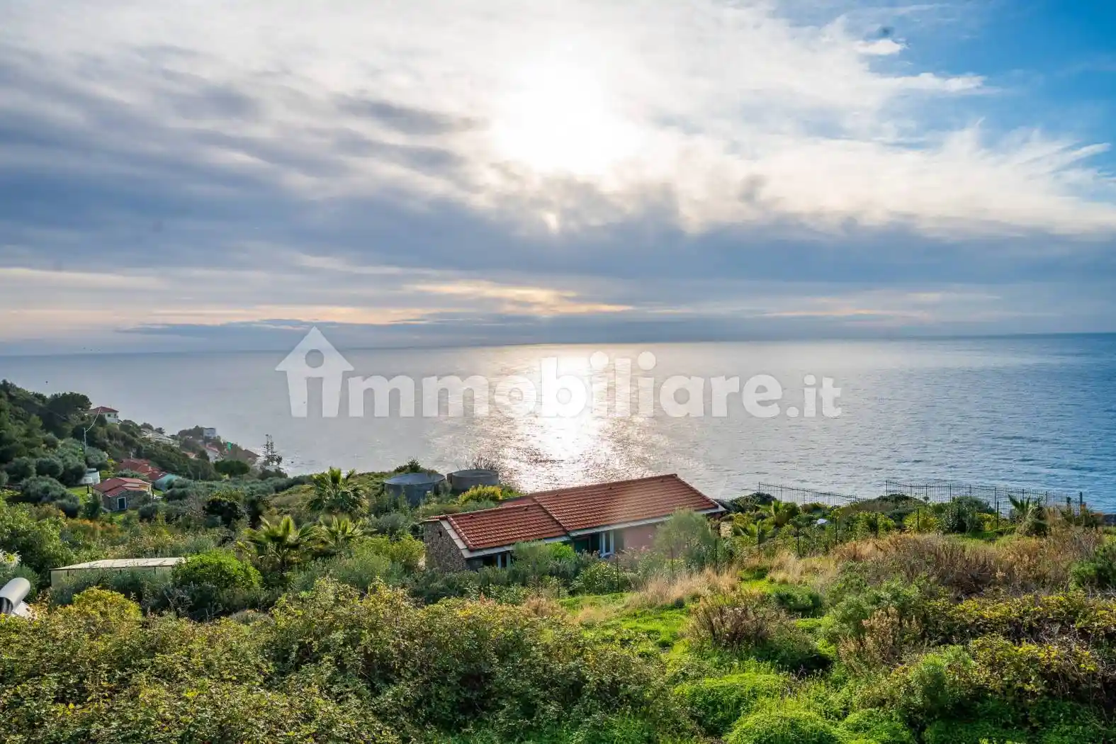 Villa in vendita a Cipressa