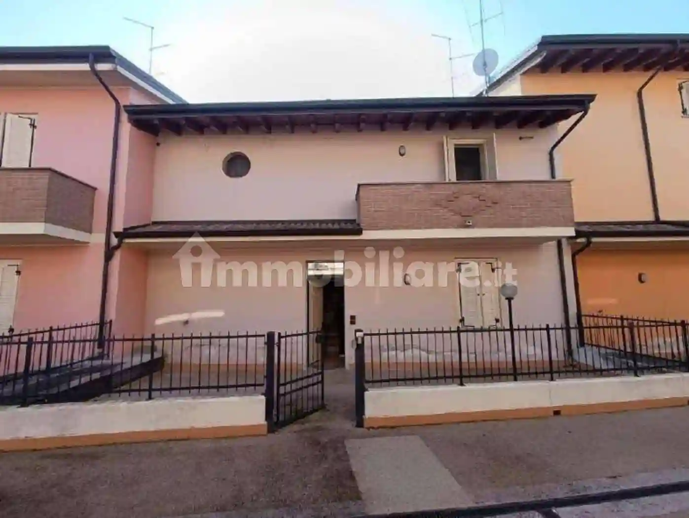 Villetta a schiera - foto 2