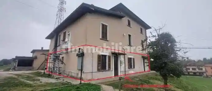 Appartamento in vendita a Bonate Sotto