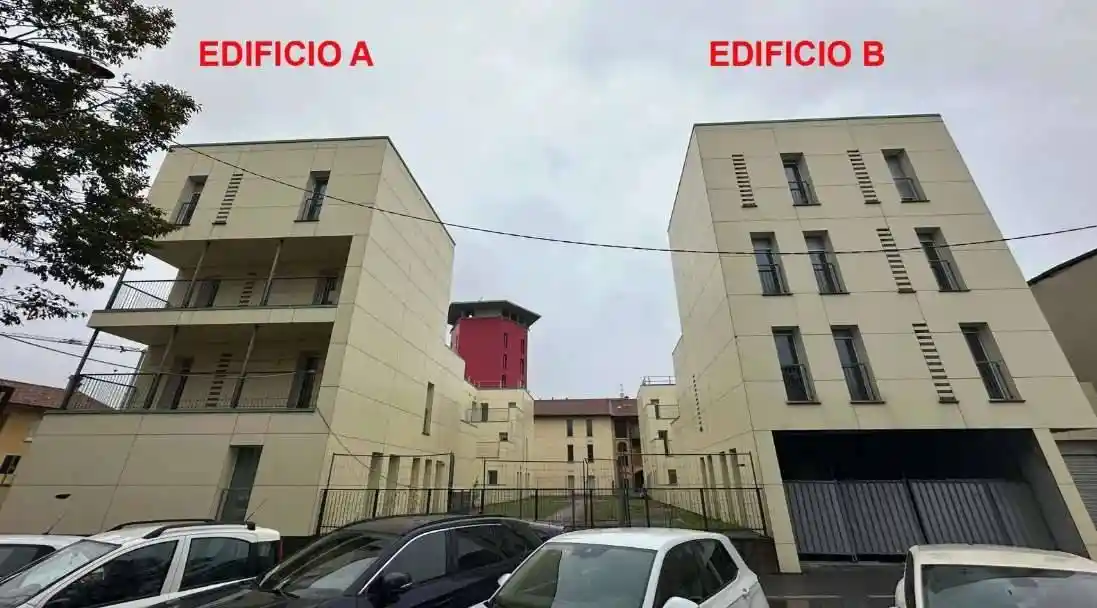 Palazzo - Stabile in vendita a Verdello