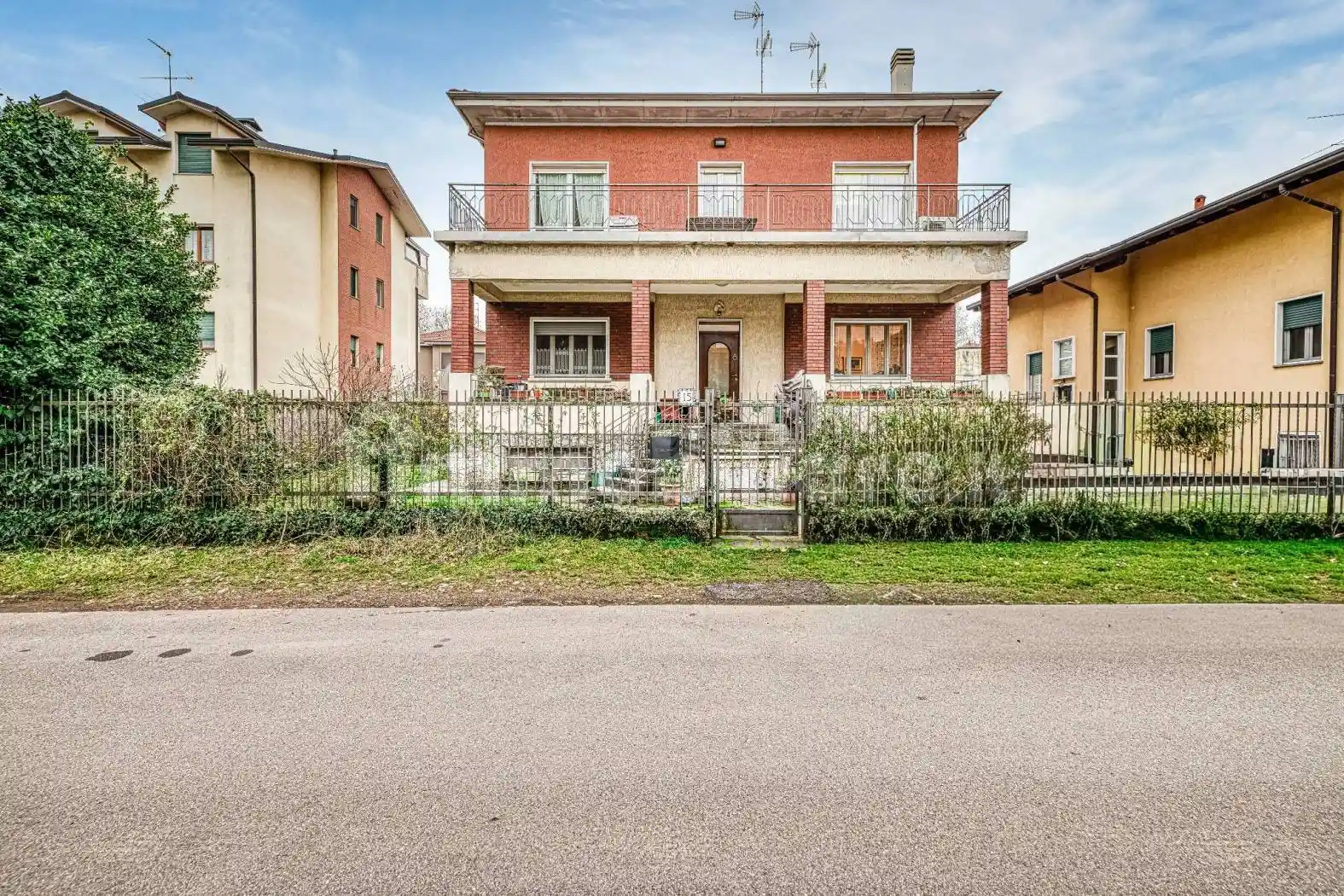 Villa in vendita a Legnano