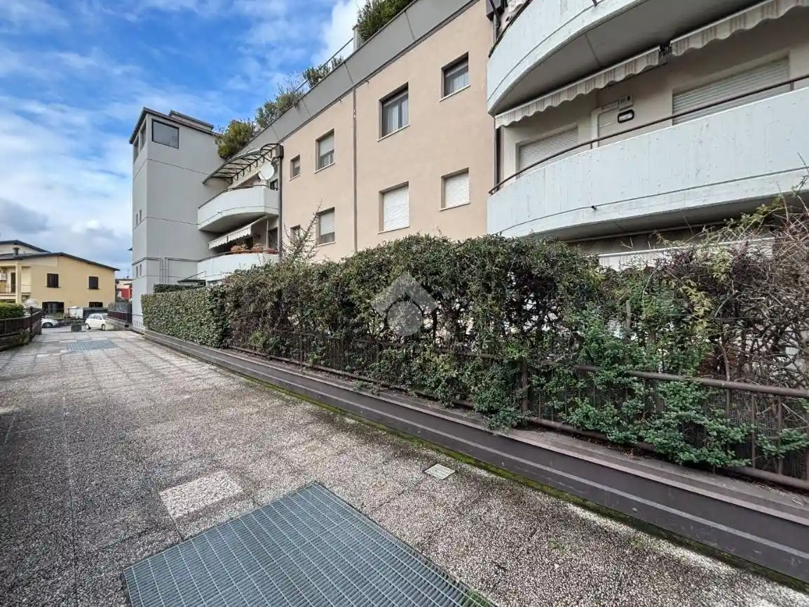 Appartamento in vendita a Bergamo