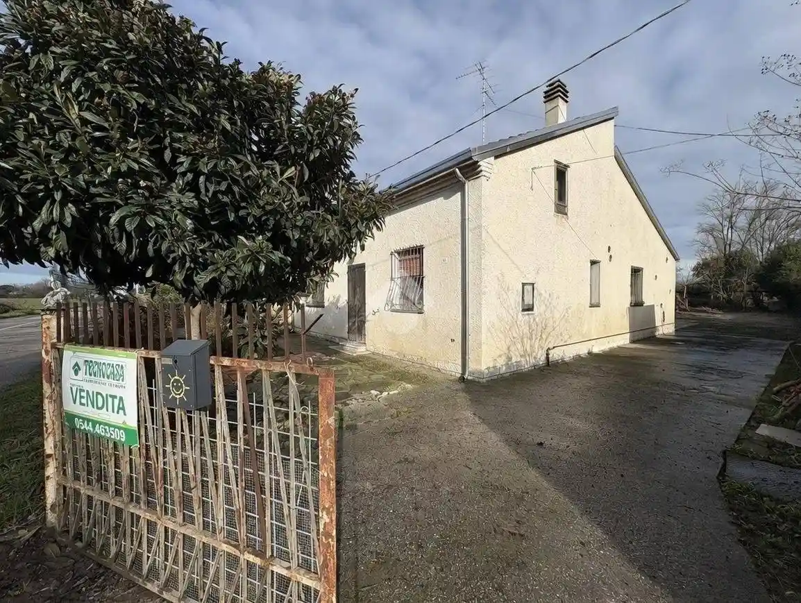 Casa indipendente in vendita a Ravenna