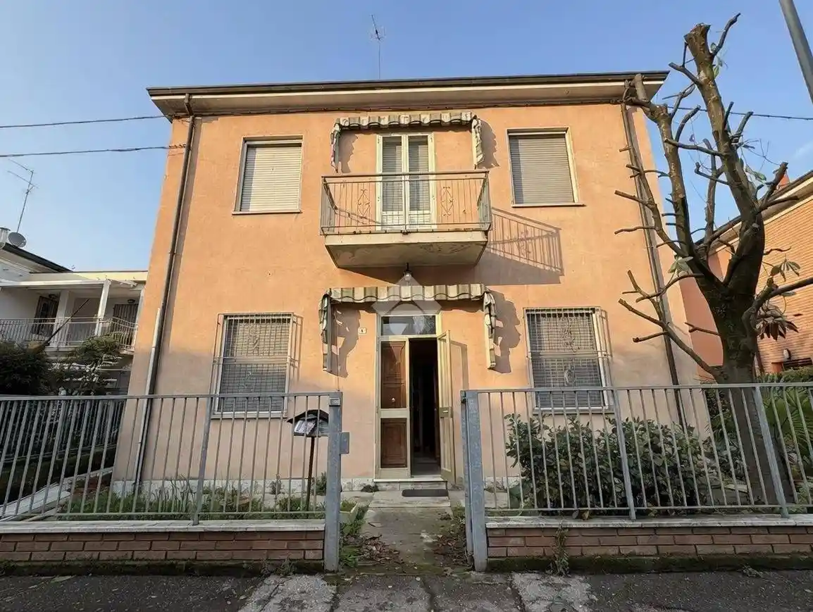 Casa indipendente in vendita a Ravenna