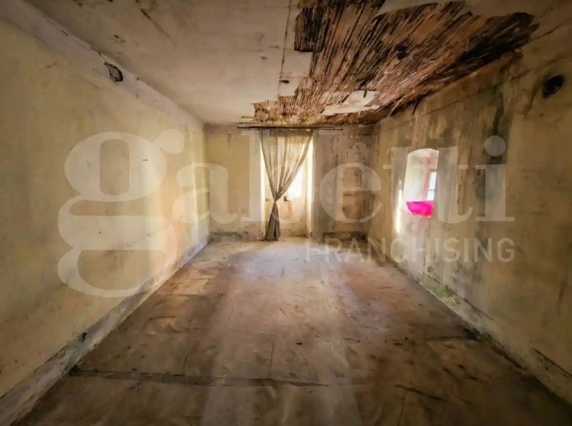 Casa indipendente in vendita a Brescia