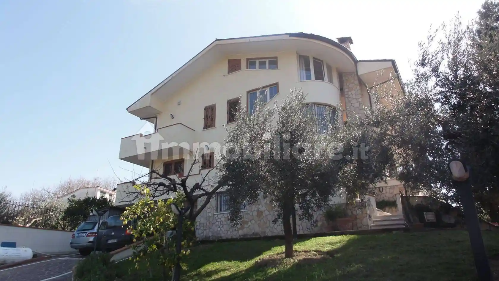 Villa in vendita a Minturno