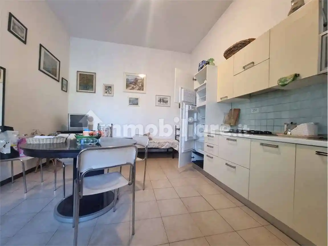 Appartamento in affitto a Luni