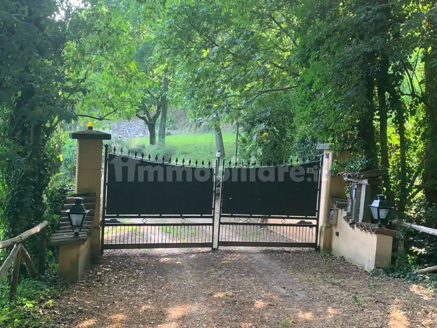 Rustico - Casale in vendita a Zandobbio